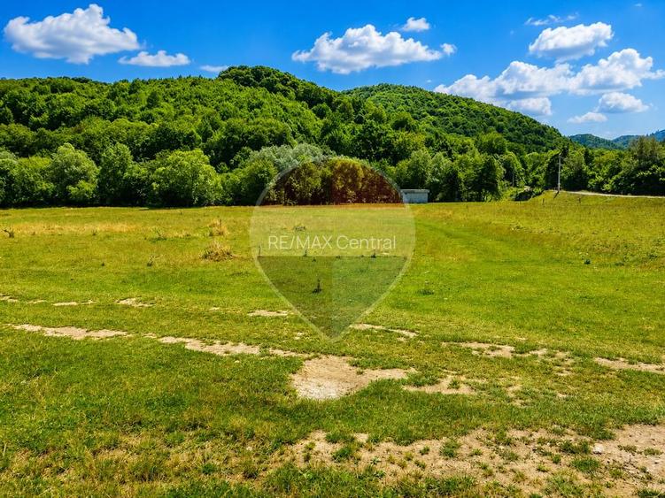 Teren intravilan cu PUZ aprobat Rasnov -Glajarie, 1389- 3966mp