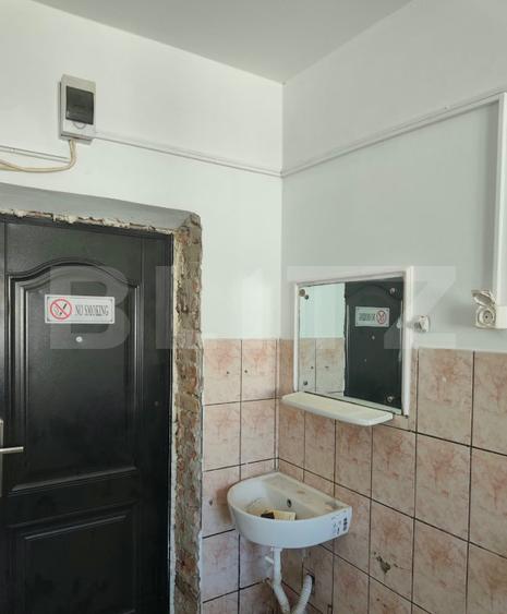 Garsonieră tip cameră de cămin, 12 mp, zona Nicolina – Str. Mitropolit Varlaam