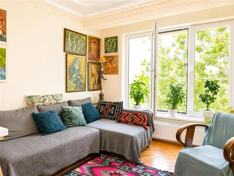 Apartament deosebit în Piața Civică Tulcea | 90 mp | 2 băi |