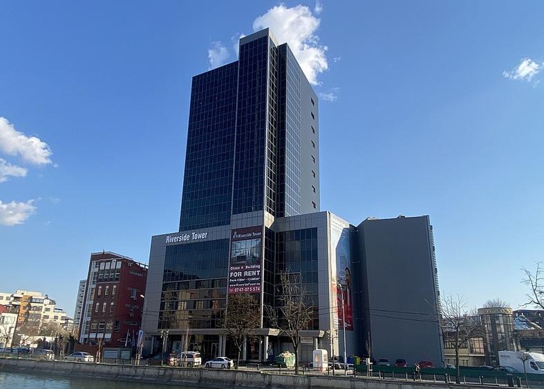 Spatiu comercial de inchiriat in Riverside Tower