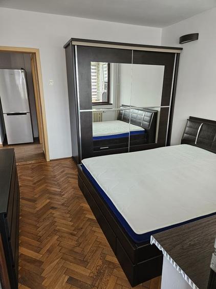Apartament 2 camere. Piata Sudului, la 3 min. de metrou.
