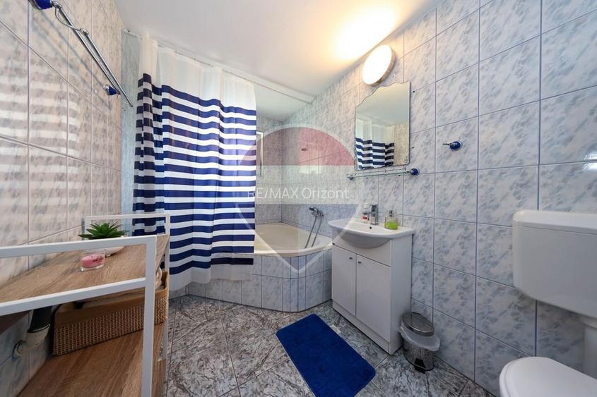 Casa  cu gradina  Sacele -Zona centrala - 12