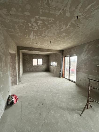 Duplex Muzeul Apei 115mp utili 4 camere 2 bai semifinisat