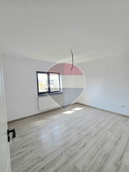 Casă constructie noua,3 camere, zona Selgros