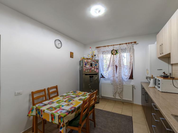 Casa 5 camere | 4 dormitoare | Ready to move in | Teren 403 mp | Sabareni