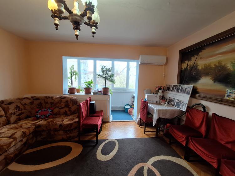 Confort si locatie excelenta -3 camere-etaj 2-zona Lipovei-gata de mutat