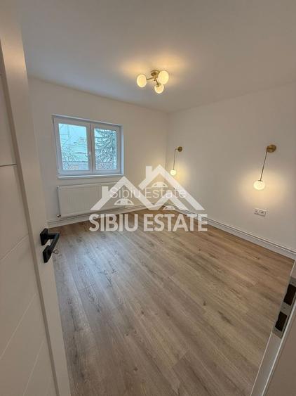 Locație excelentă! Apartament 3 camere renovat, etaj 1, Sibiu - 8