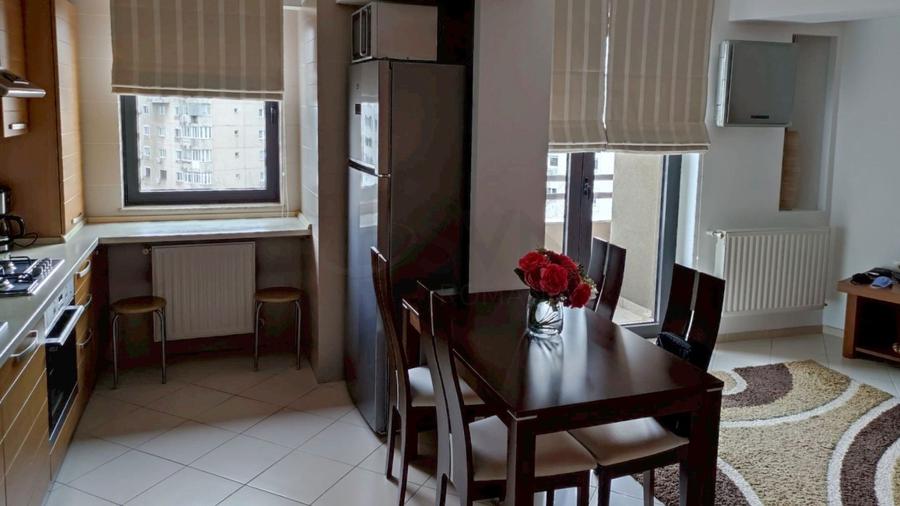 REA0041039 Apartament 3 camere Decebal l Imobil 2009