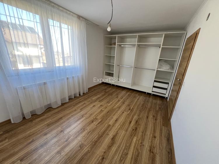 INCHIRIEZ casa 4 camere, tip duplex,renovata,zona Turnisor - 14
