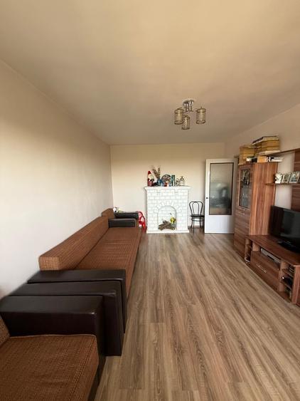 Brancoveanu - Oltenitei vanzare apartament 3 camere