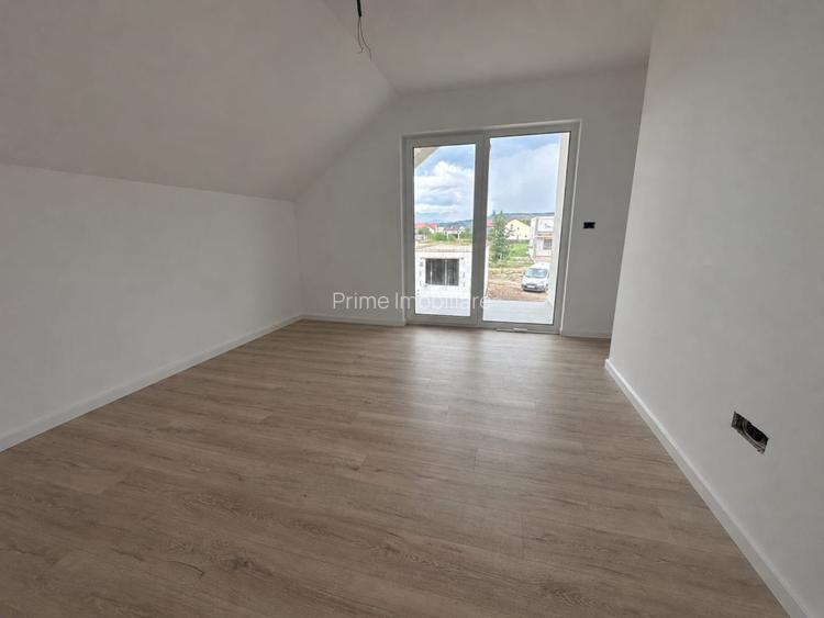 Casa Individuală 138 mp| teren 400 mp| zona Orizont - 7