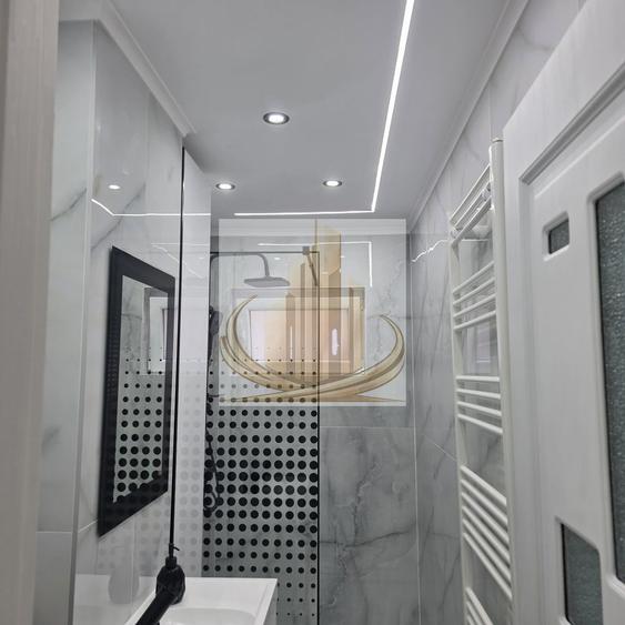 Apartament cu 3 camere complet renovat si mobilat, Calea Șagului