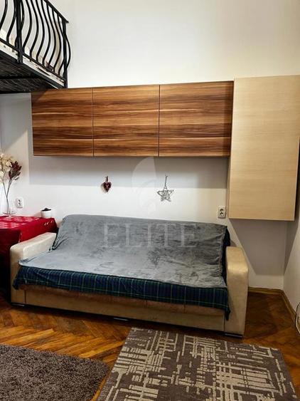 Apartament o camera în zona MAGAZINUL CENTRAL