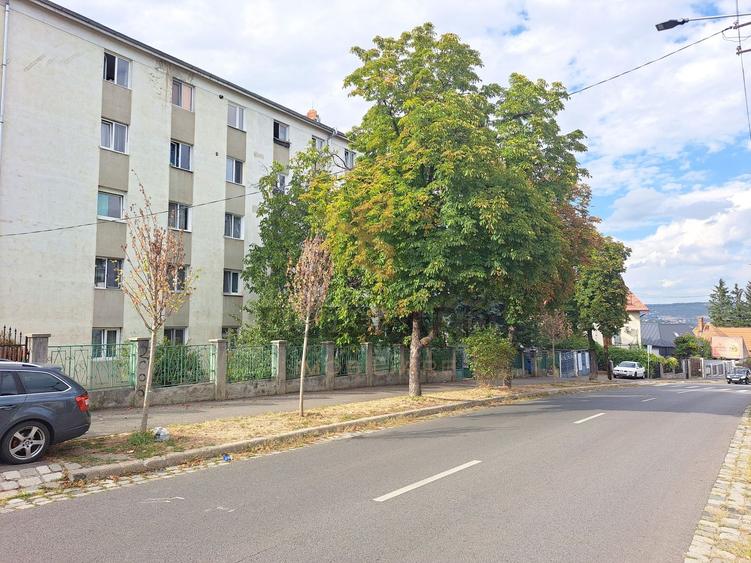 Garsoniera in Gruia, langa stadionul CFR!