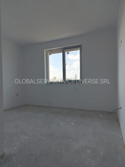 FARA COMISIOANE casa 4 camere 2 bai P+pod terasa la cheie in Crevedia