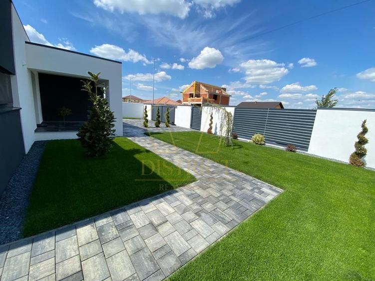 Casa individuala pe parter cu 5 camere | Dumbravita