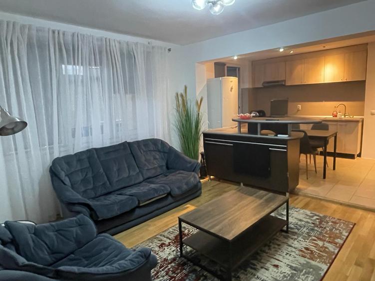 Proprietar inchiriez apartament lux iultracentral - Piata Victoriei (Owner)