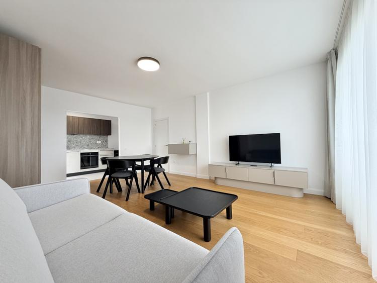Apartament la standarde lux, 2 camere, garaj, Andrei Muresanu Sud