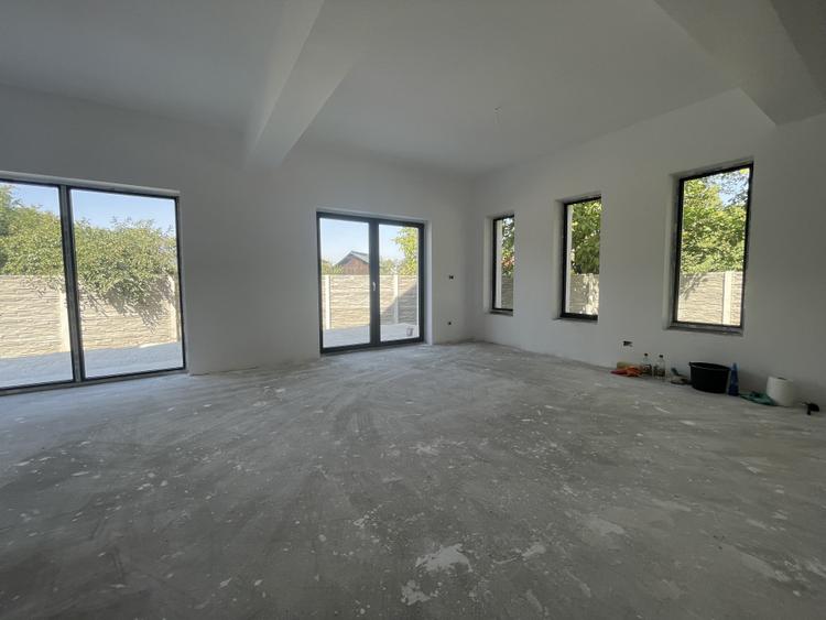 Domnești, vila individuala, 4 camere, suprafață 140mp, teren 400mp, utilitati