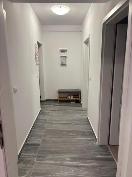 Închiriez apartament 2 camere