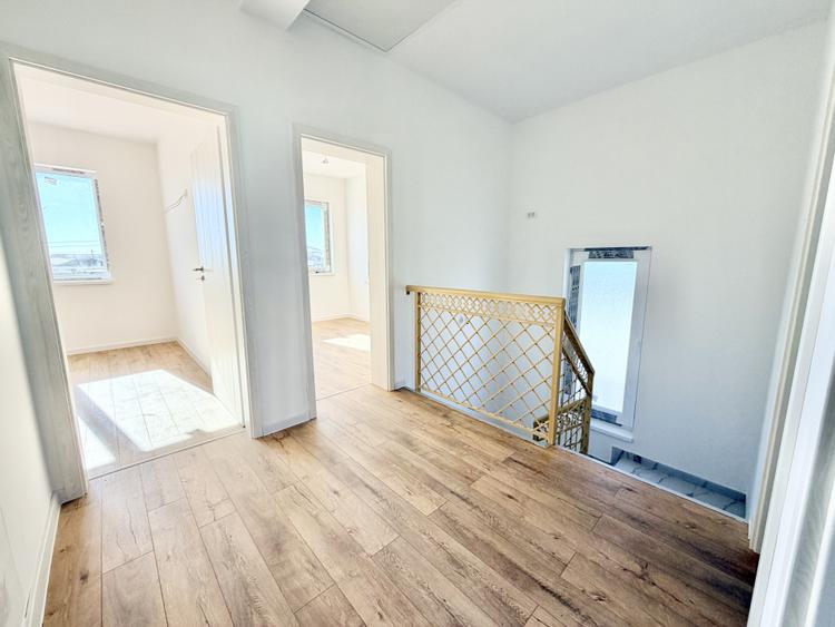 Duplex 4 camere izolat fonic - pozitie excelenta - cartier asfaltat - Mosnita