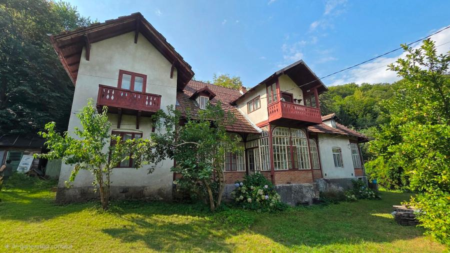 Casa de vanzare in BREZOI P+E+M (parter, etaj și mansardă)+Teren