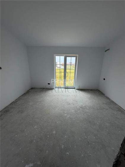 1/2 DUPLEX DE VÂNZARE - MOȘNIȚA NOUĂ - 3