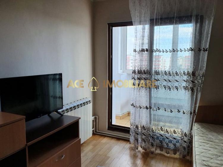 3 Camere de inchiriat | 13 Septembrie| Centrala | Parcare