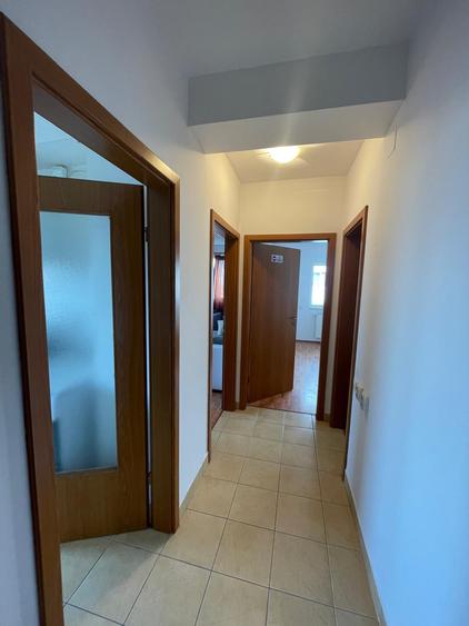 Apartament 3 camere, c-tie noua, Zorilor, 80 mp, decomandat, garaj