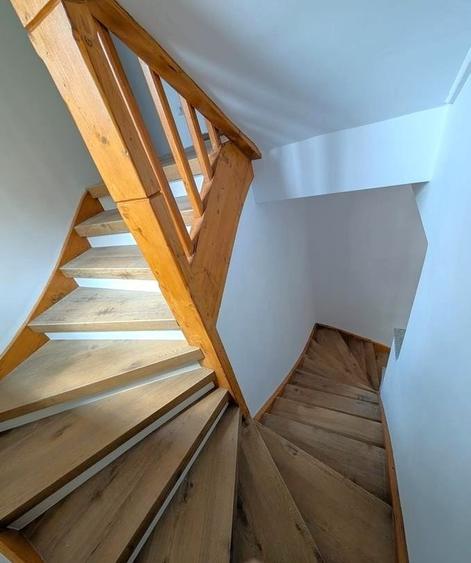 Apartament tip duplex 5 camere in vila