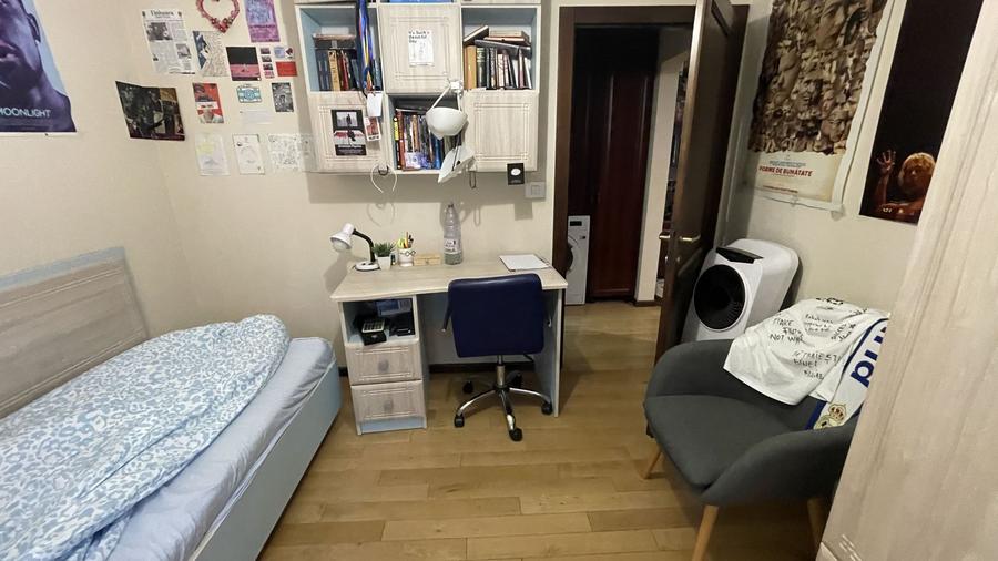 Apartament 4 camere,etaj 1,zona Bucovina