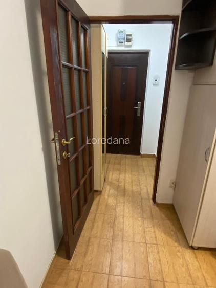 Inchiriez apartament 2 CAMERE,CONSTANTA, zona Scoala gimnazială nr. 8 - 2