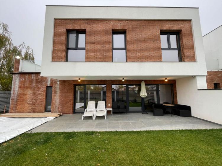 Eleganță și natură: vilă urbană exclusivistă în Tunari