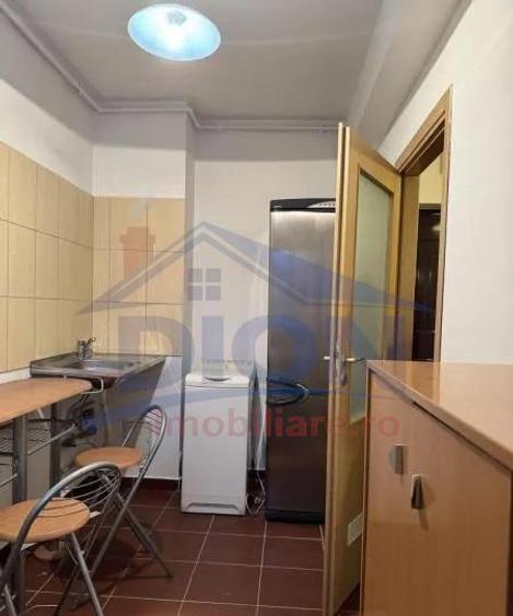 Garsoniera spatioasa si luminoasa Brancusi