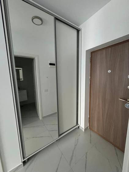 Garsoniera Decomandata Militari Residence Tineretului Stradal / Loc de Parcare