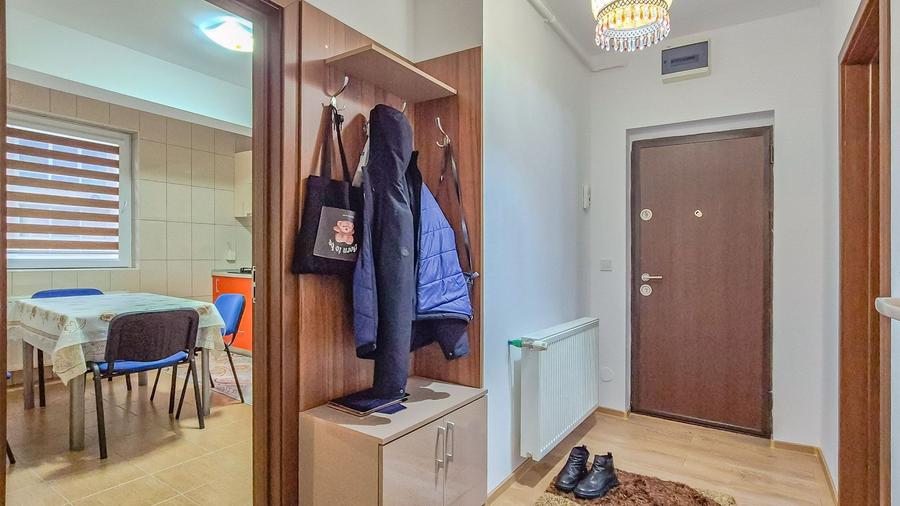 Apartament Spațios de 2 Camere | Zona Răcădău | 2 Băi | Loc de Parcare