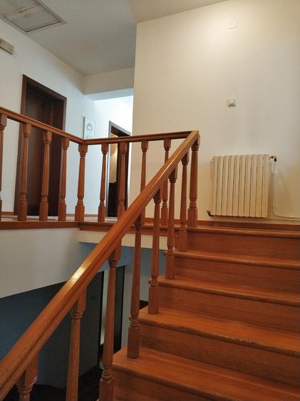 Zonă Centrală - Vilă exclusivistă S+P+E, teren 556 mp, finisaje lemn masiv
