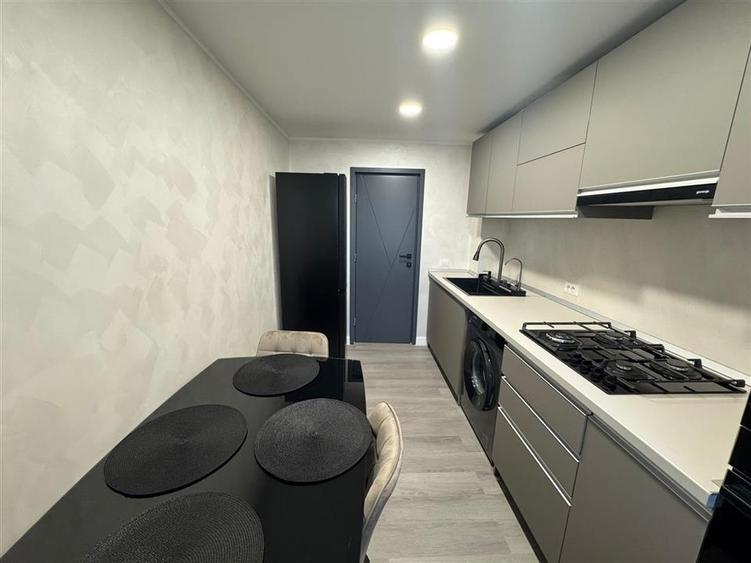 Ap 2 cam,parcare, mobilat si utilat de lux, et 2, Piata - Scoala 2