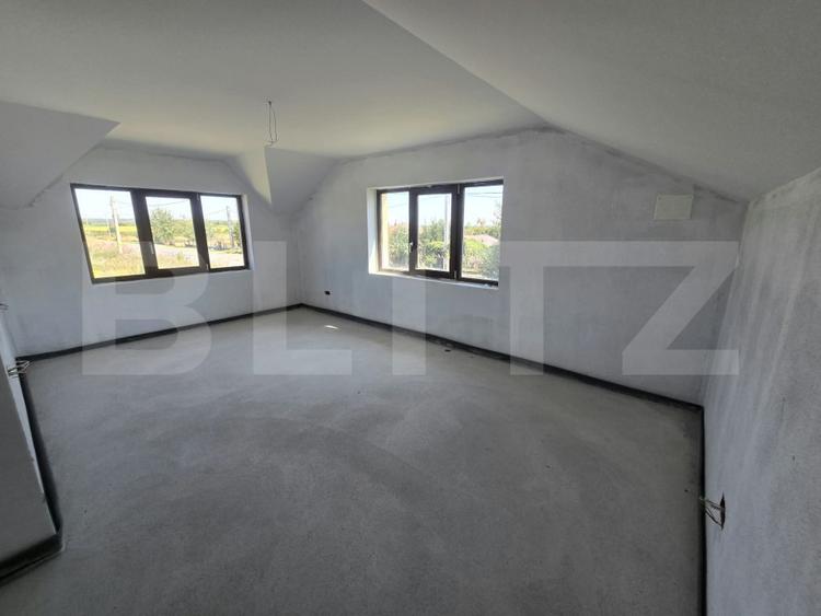 Casă P+M, 180 mp, 2 fronturi stradale, zona Sacueni