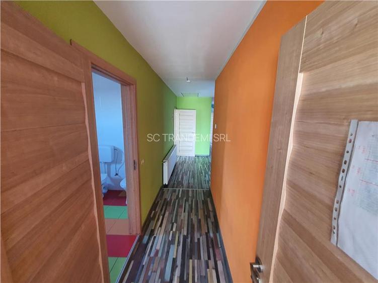 Vilă Spațioasă D+P+1 zona Terezian optima locuinta / sediu firma - 26