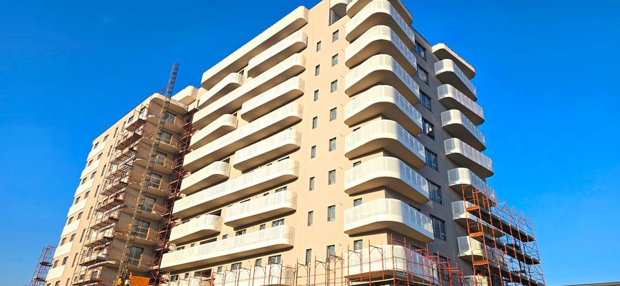 Apartament 2 camere decomandat, 76 mp, bucatarie 12 mp, Galata in oras