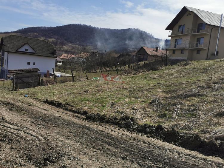 Teren intravilan , cu proiect pentru casa in Dej