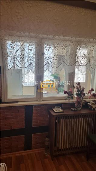 Casă de vanzare - Eleganță interbelică in centrul Ramnicului Valcea - 12
