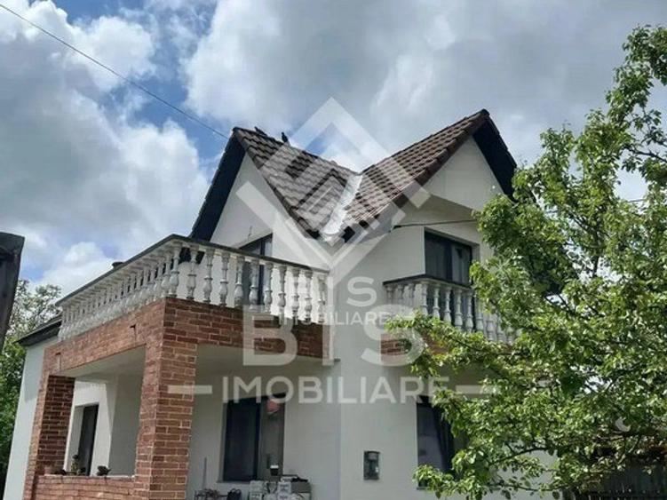 Casa  renovată în totalitate în Arcalia