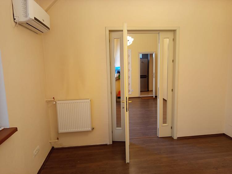 Ap. 3 Cam. | Piața Unirii - vizavi de Magazin Unirea | Renovat