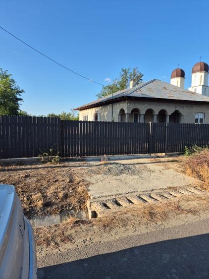 Casă de vânzare în comuna Făcăeni, județul Ialomița – teren 2600 mp, casă nouă,