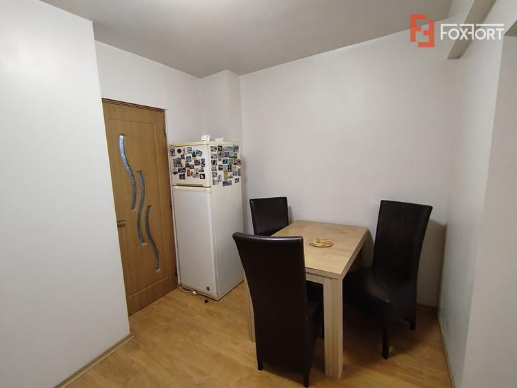 Apartament cu 3 camere de inchiriat in zona Soarelui