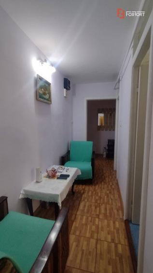 Apartament 3 camere 66 mp, zona Lipovei - Garaj
