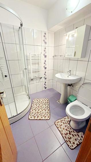 Centru - Hala - Moldova Center, 2 camere mobilat si utilat, LIBER