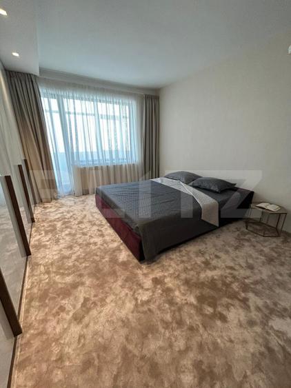 Penthouse,  Ultrafinisat, Utilat, 150 mp,Andrei Muresanu